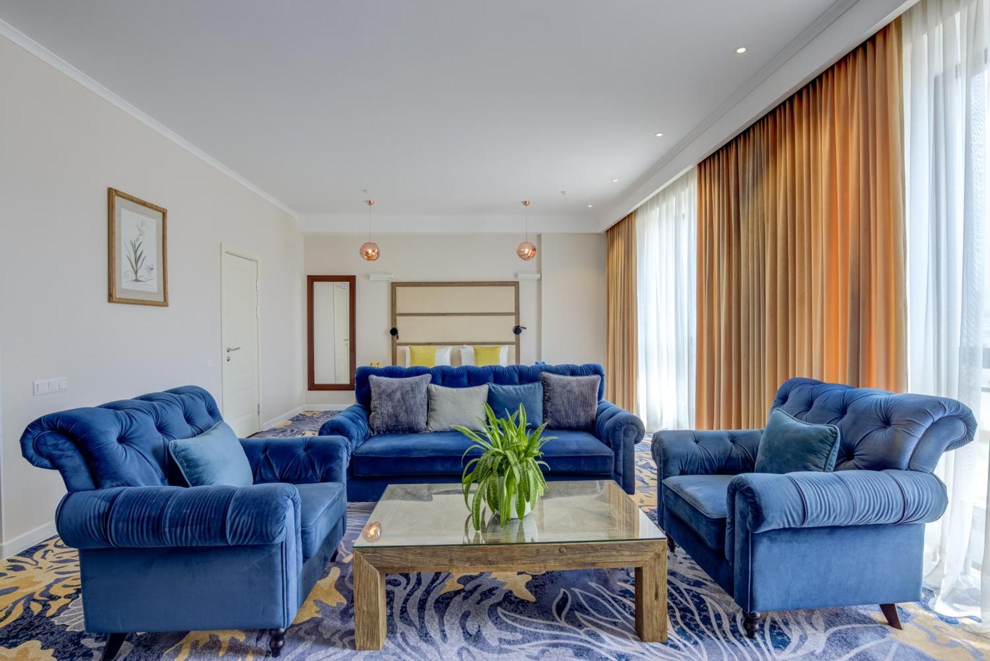 Garden Hotel & Spa Бишкек Экстерьер фото